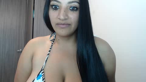 Snapshot of melissa_sexytits chatting on 02-27-25, 09:58 Lau   online show from 02-27-25, 09:58