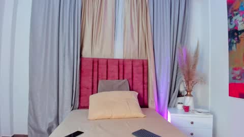 Melissa online show from 12-15-24, 05:42