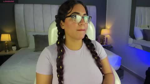 Snapshot of melissakarterrs chatting on 01-08-25, 12:05 M E L I S S A online show from 01-08-25, 12:05