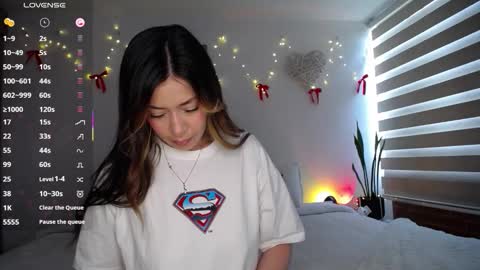 Melissa Lopez  online show from 12-19-25, 07:21