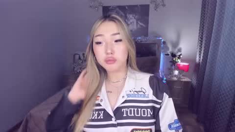 Melissa online show from 12-17-24, 11:28