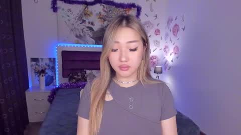 Melissa online show from 12-23-24, 05:22