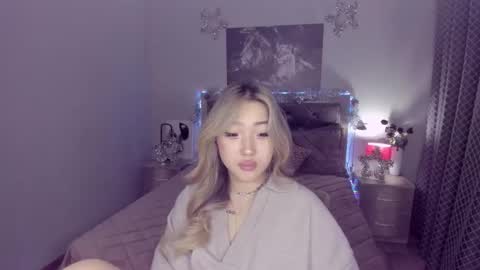 Melissa online show from 12-26-24, 04:04