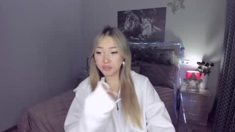 Melissa online show from 01-04-25, 02:25