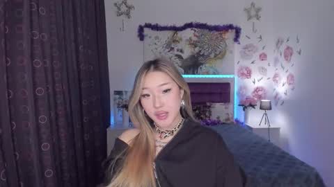 Melissa online show from 01-13-25, 04:30