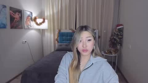 Melissa online show from 01-15-25, 04:32