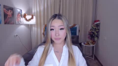 Melissa online show from 01-19-25, 04:46