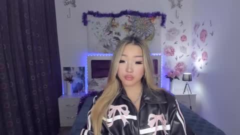 Melissa online show from 01-23-25, 06:24