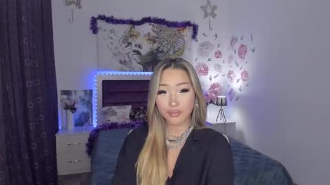 Melissa online show from 01-25-25, 03:30