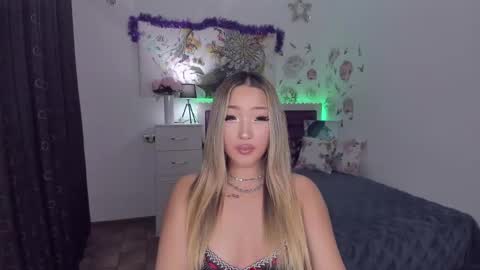 Melissa online show from 02-06-25, 06:02