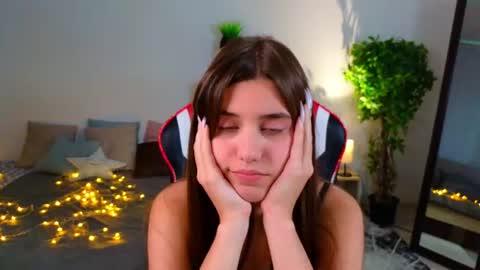 Ariana online show from 07-23-26, 02:53