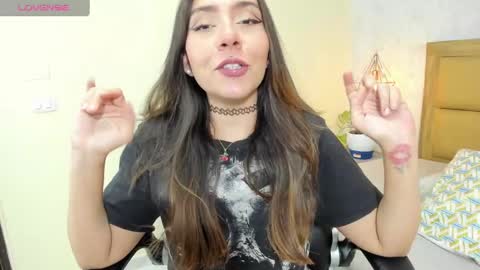 Snapshot of melissarouge chatting on 09-17-25, 07:37    online show from 09-17-25, 07:37