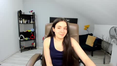 Snapshot of melissawiliam chatting on 02-10-25, 06:45 melissawiliam online show from 02-10-25, 06:45