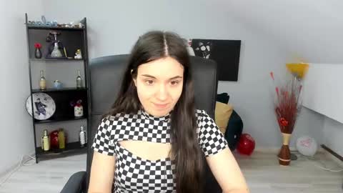 Snapshot of melissawiliam chatting on 02-25-25, 11:41 melissawiliam online show from 02-25-25, 11:41