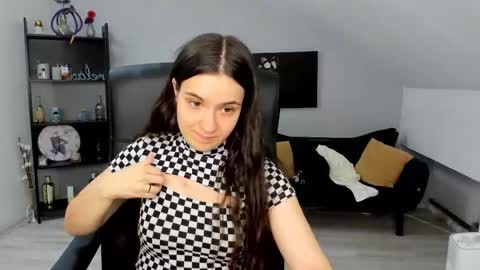 Snapshot of melissawiliam chatting on 09-23-25, 10:51 melissawiliam online show from 09-23-25, 10:51