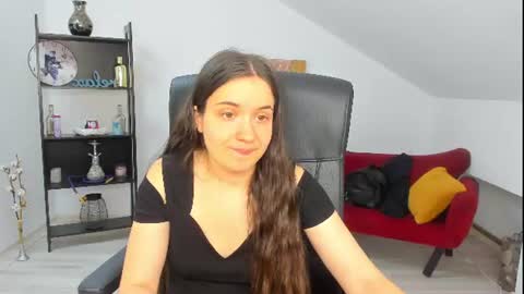 Snapshot of melissawiliam chatting on 07-22-26, 11:02 melissawiliam online show from 07-22-26, 11:02