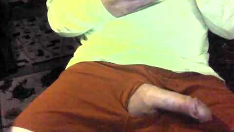 Snapshot of meljer8in chatting on 11-10-25, 11:20 Miles Deep online show from 11-10-25, 11:20