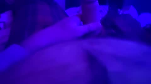 Snapshot of meljer8in chatting on 12-15-25, 11:14 Miles Deep online show from 12-15-25, 11:14