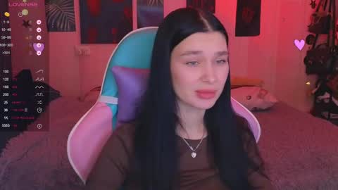 Snapshot of mella_freya chatting on 01-06-25, 09:54 Freya IM NONUDE online show from 01-06-25, 09:54