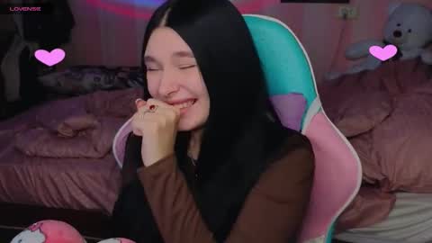 Snapshot of mella_freya chatting on 09-30-25, 11:43 Freya IM NONUDE online show from 09-30-25, 11:43