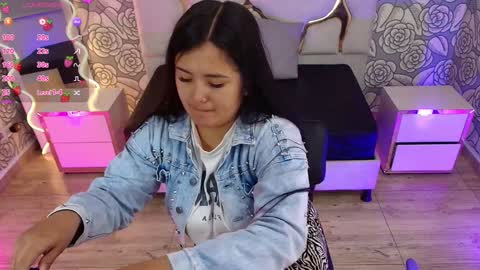 Mellani  online show from 01-22-25, 03:09