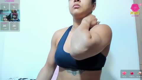 Snapshot of mellanie33 chatting on 09-27-25, 10:20 mellanie online show from 09-27-25, 10:20