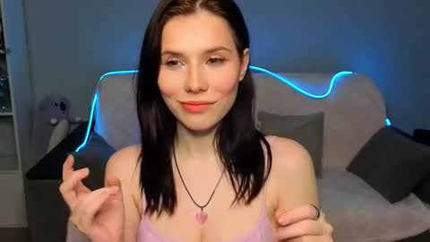 mellhyees online show from 02-27-26, 06:19