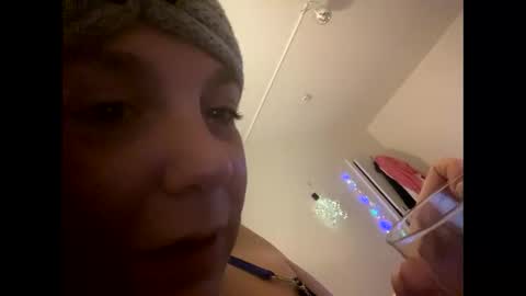 Snapshot of melli23 chatting on 01-02-25, 07:18 Melli online show from 01-02-25, 07:18