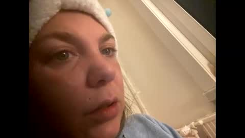 Snapshot of melli23 chatting on 01-13-25, 12:19 Melli online show from 01-13-25, 12:19