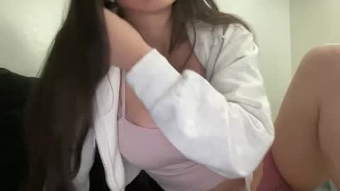 mellie__ online show from 03-09-25, 05:39