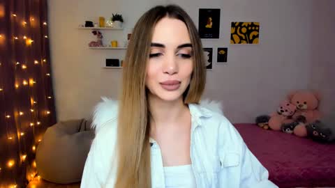 Snapshot of mellifluoustess chatting on 12-15-24, 08:58 Tessa online show from 12-15-24, 08:58