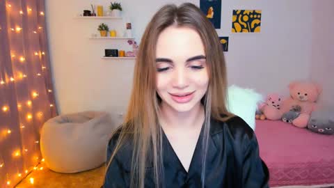 Snapshot of mellifluoustess chatting on 01-09-25, 11:45 Tessa online show from 01-09-25, 11:45