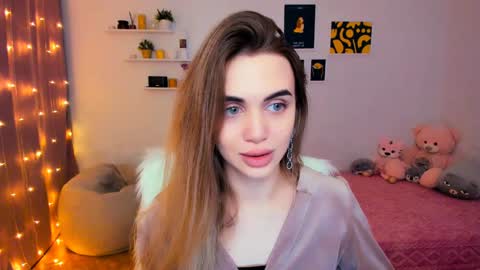 Snapshot of mellifluoustess chatting on 01-29-25, 12:22 Tessa online show from 01-29-25, 12:22