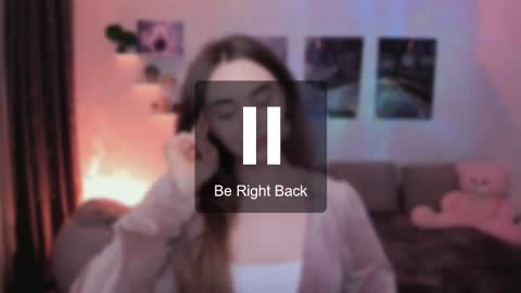 Snapshot of mellifluoustess chatting on 11-28-25, 11:40 Tessa online show from 11-28-25, 11:40