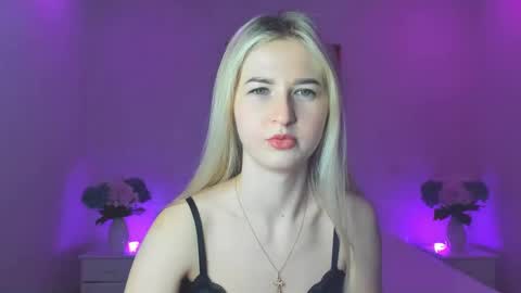 Mellina online show from 02-18-25, 09:42