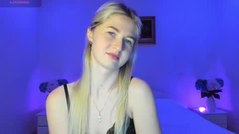 Mellina online show from 03-06-25, 09:09