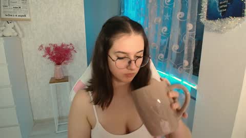 Snapshot of mellonmayre chatting on 01-12-25, 06:59 mellonmayre online show from 01-12-25, 06:59