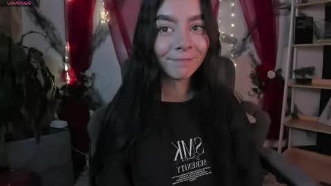 Snapshot of mellove_ chatting on 05-18-26, 11:54 Mel online show from 05-18-26, 11:54