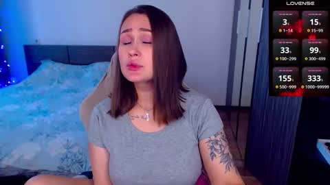 Snapshot of mellovell chatting on 10-09-25, 11:19 Mel online show from 10-09-25, 11:19