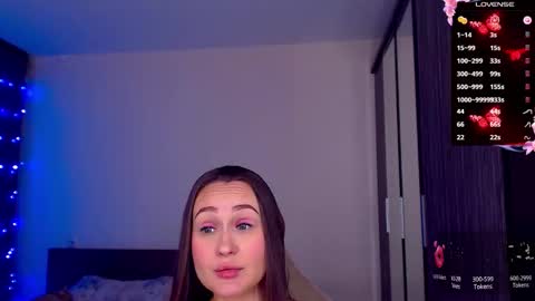 Snapshot of mellovell chatting on 11-26-25, 02:29 Mel online show from 11-26-25, 02:29