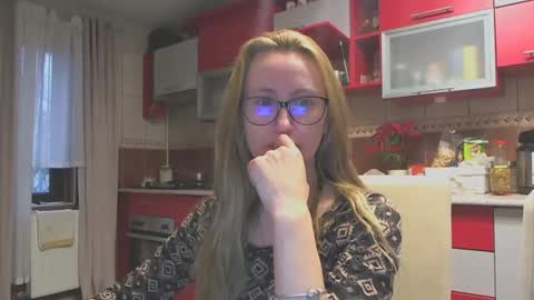 Melly online show from 02-03-25, 06:56