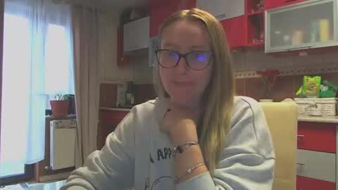 Melly online show from 02-27-25, 07:55