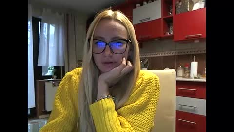 Melly online show from 11-28-25, 08:28