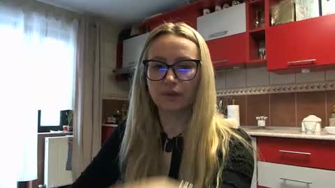 Melly online show from 02-26-26, 08:02