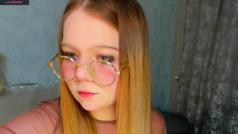 MelMooon online show from 01-26-25, 04:20