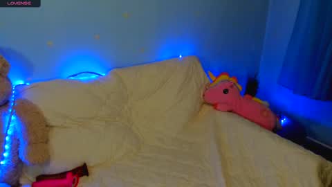 MelMooon online show from 02-25-25, 10:29