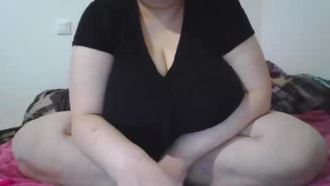 melobigboobs online show from 12-26-24, 09:47