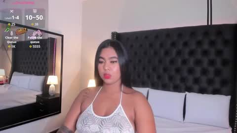 Snapshot of meloddy_parkerr_ chatting on 09-30-25, 04:50 MELODDY PARKERR online show from 09-30-25, 04:50