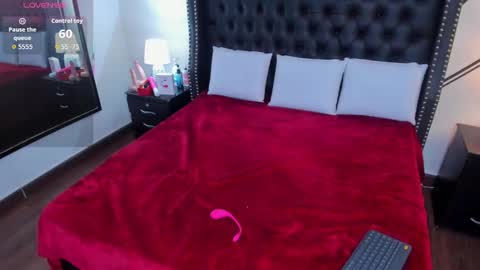 Snapshot of meloddy_parkerr_ chatting on 10-08-25, 05:05 MELODDY PARKERR online show from 10-08-25, 05:05