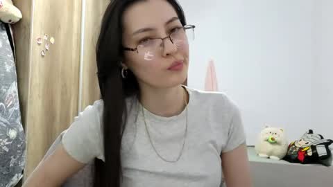 Nika online show from 05-16-26, 03:22